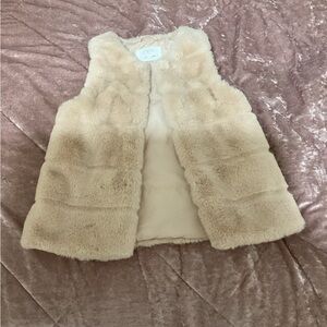 Zara- gurls faux fur vest